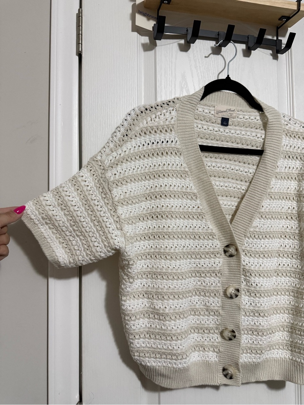 Universal Thread Cream and Beige Short-Sleeve Stripe Knit Cardigan - Picture 4 of 6